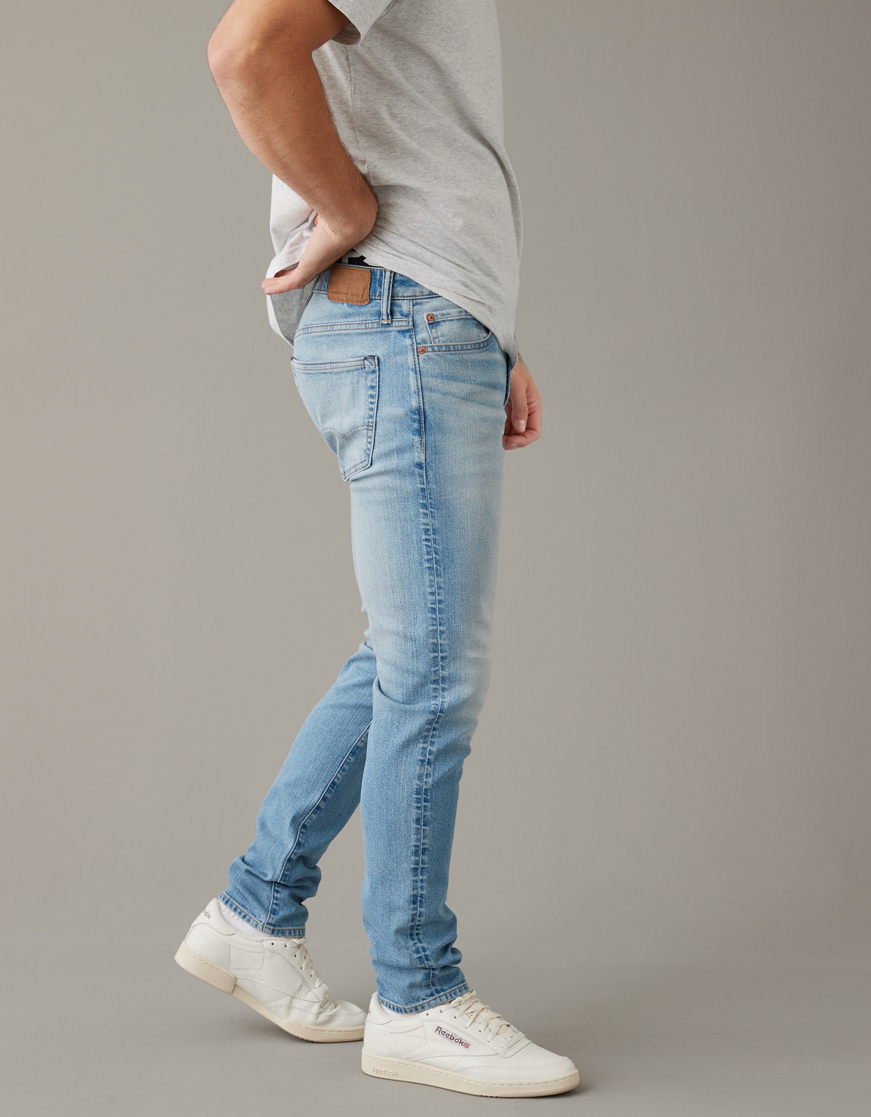 Athletic skinny jeans hollister best sale